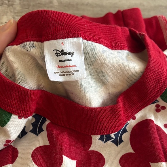 Hanna Andersson Mickey Mouse Pajamas - Red and Green - Picture 2 of 3